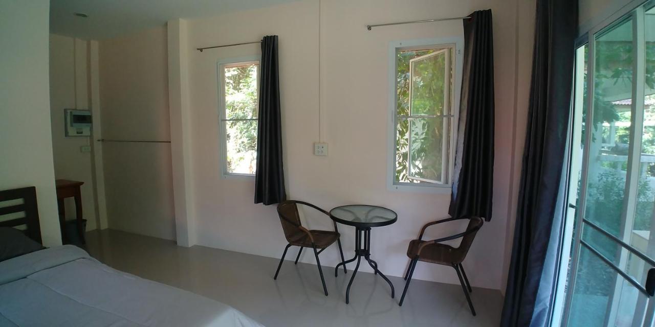 Baansukjai Bungalows ラノーン エクステリア 写真